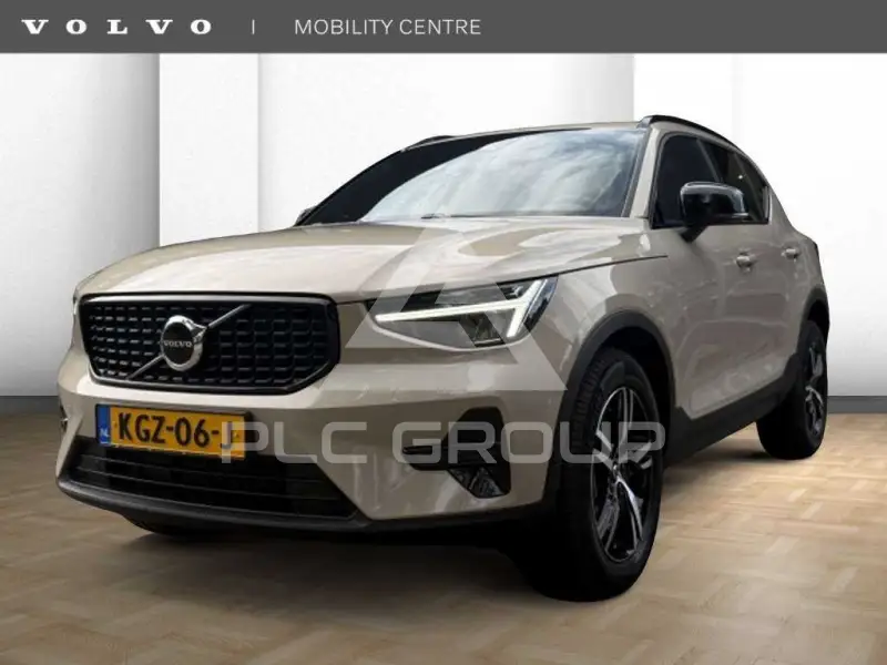 2026 Volvo XC40