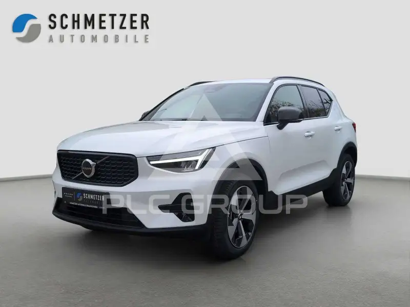 2026 Volvo XC40