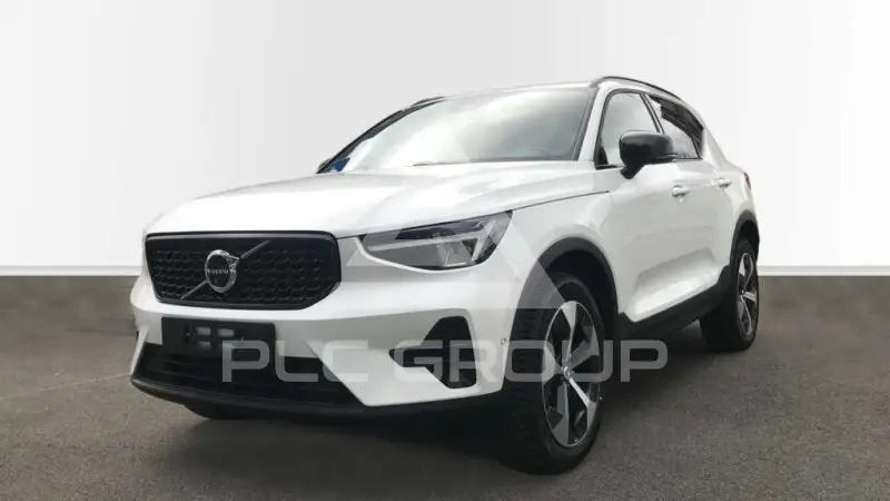 2026 Volvo XC40