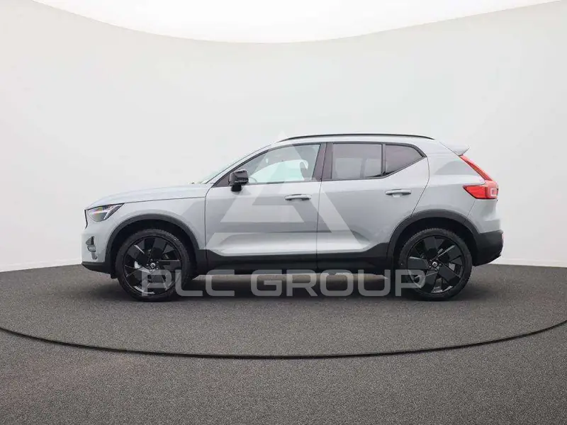 2026 Volvo XC40