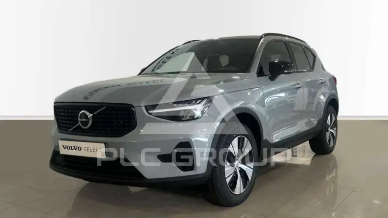 2026 Volvo XC40