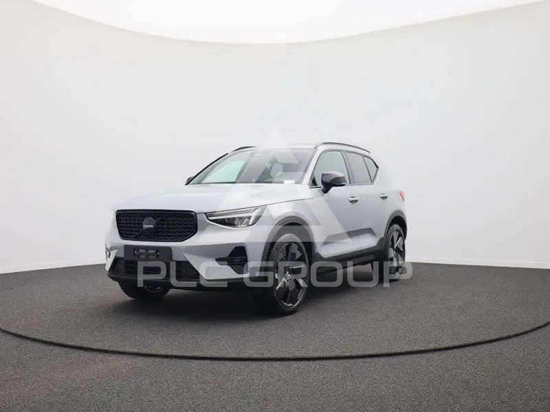 2026 Volvo XC40