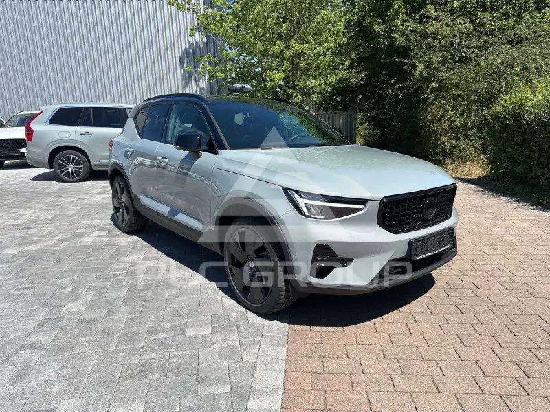 2026 Volvo XC40