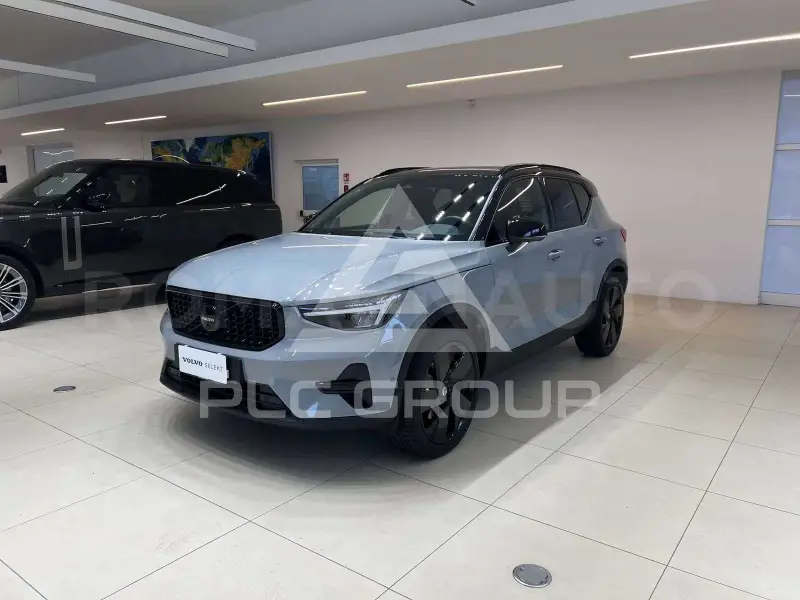 2026 Volvo XC40
