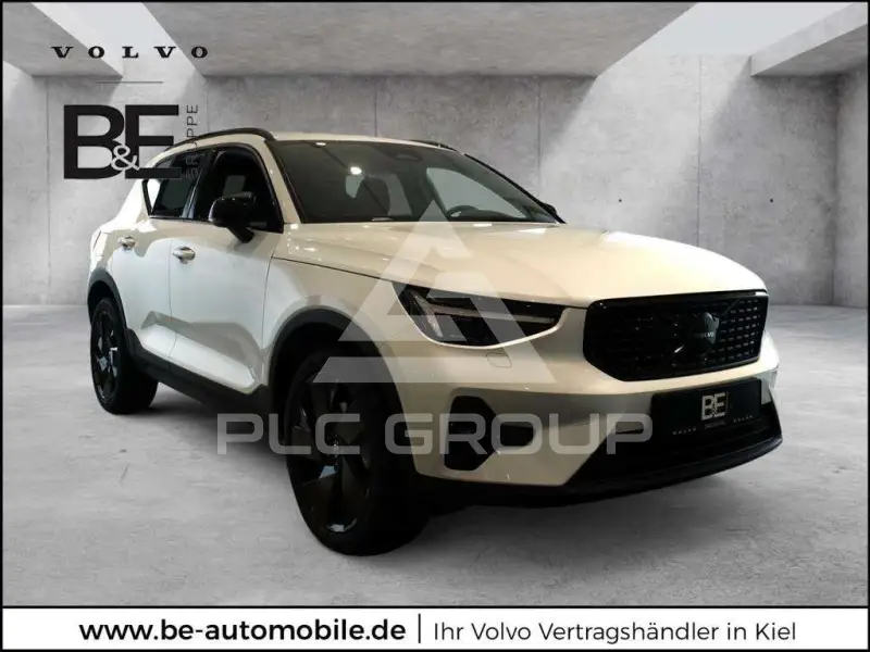 2026 Volvo XC40
