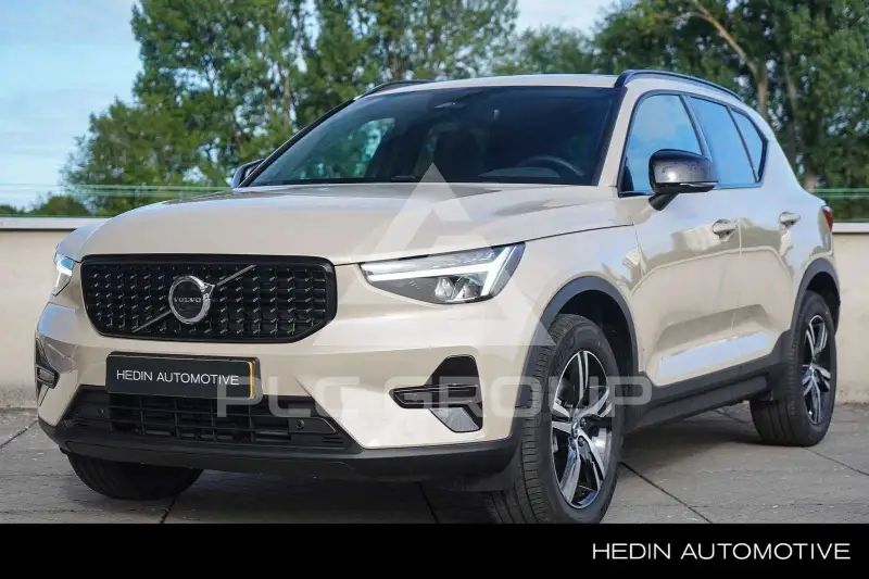 2026 Volvo XC40