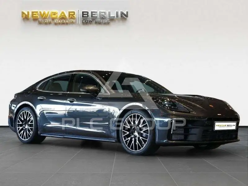 2026 Porsche Panamera