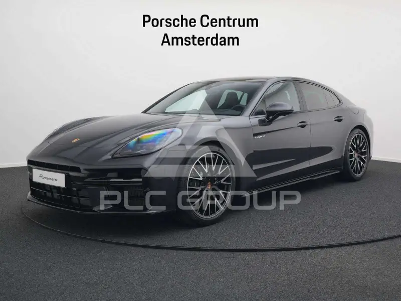 2026 Porsche Panamera