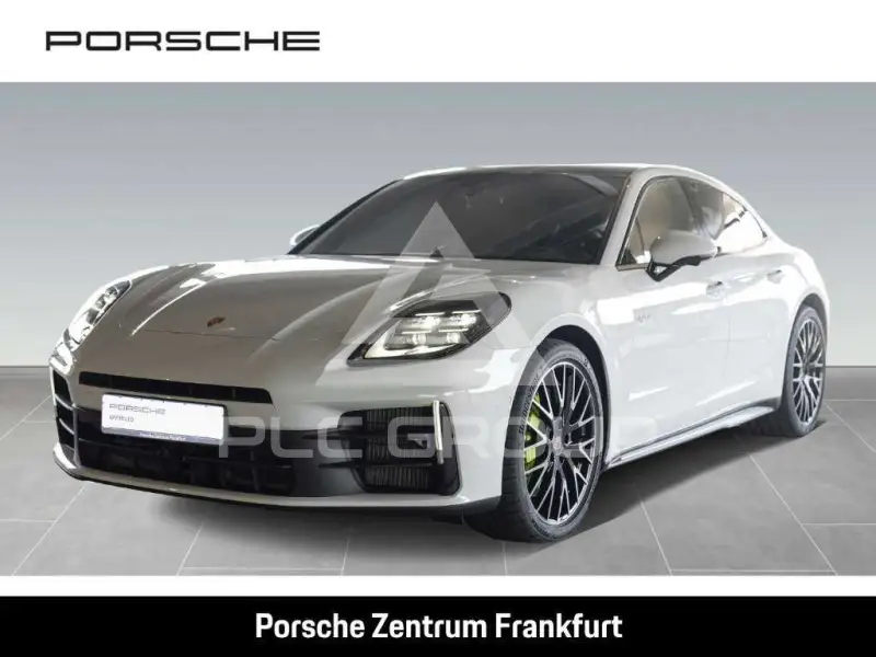 2026 Porsche Panamera