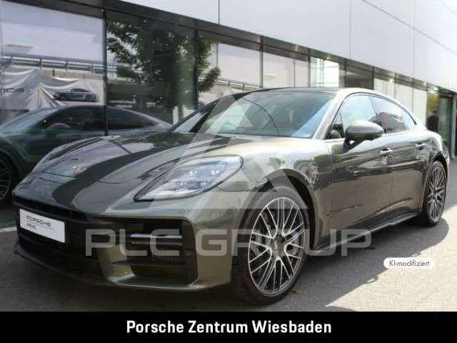 2026 Porsche Panamera