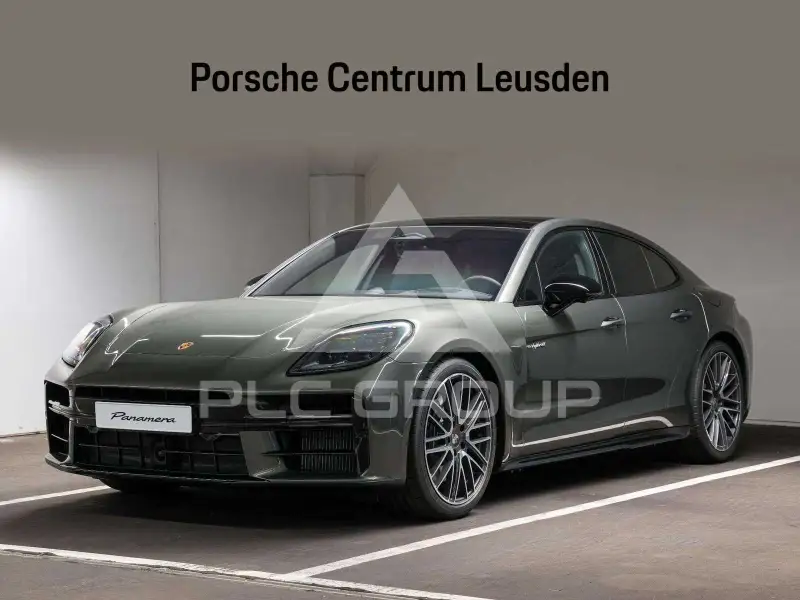2026 Porsche Panamera