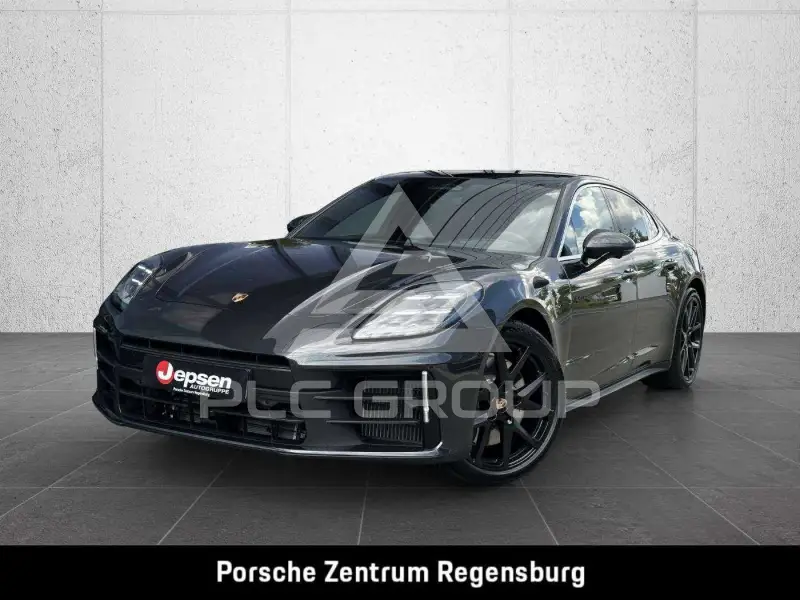 2026 Porsche Panamera