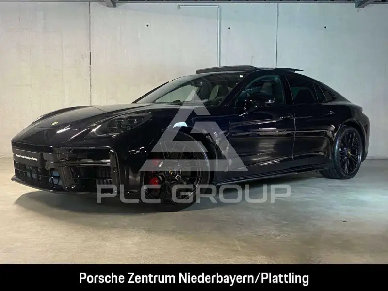 2026 Porsche Panamera