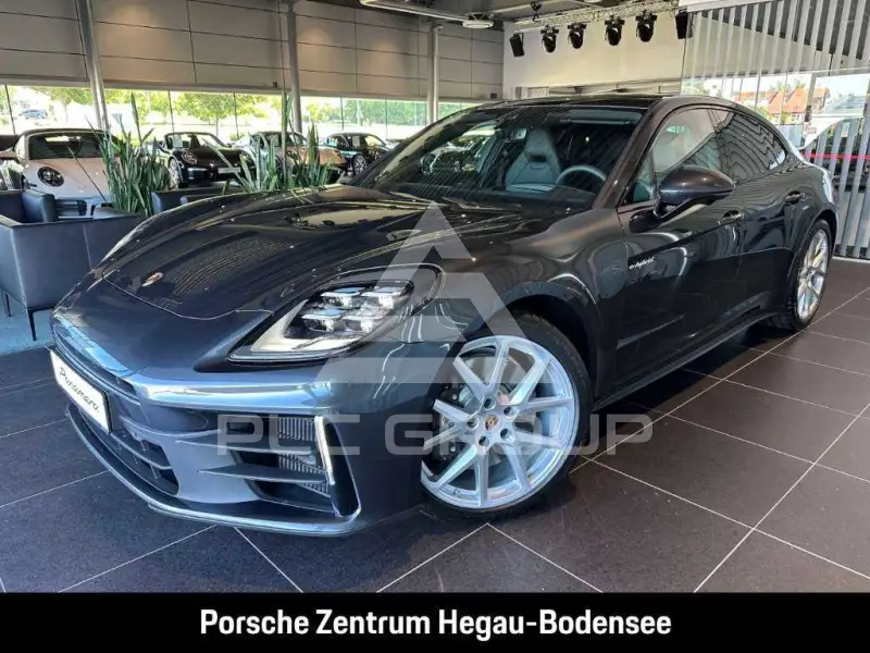 2026 Porsche Panamera