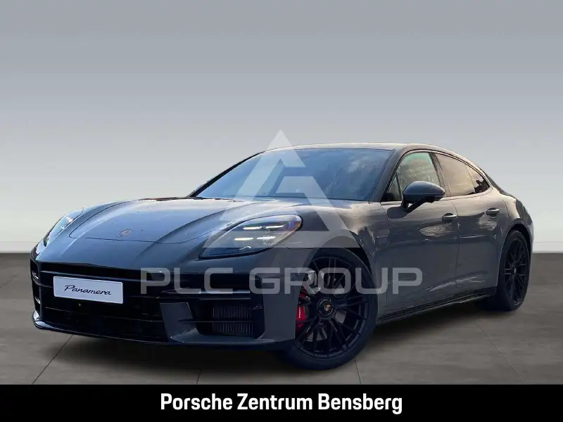 2026 Porsche Panamera