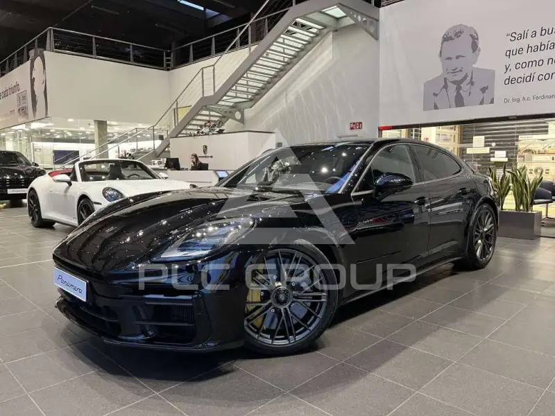 2026 Porsche Panamera