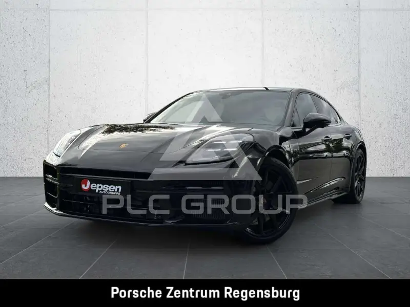 2026 Porsche Panamera
