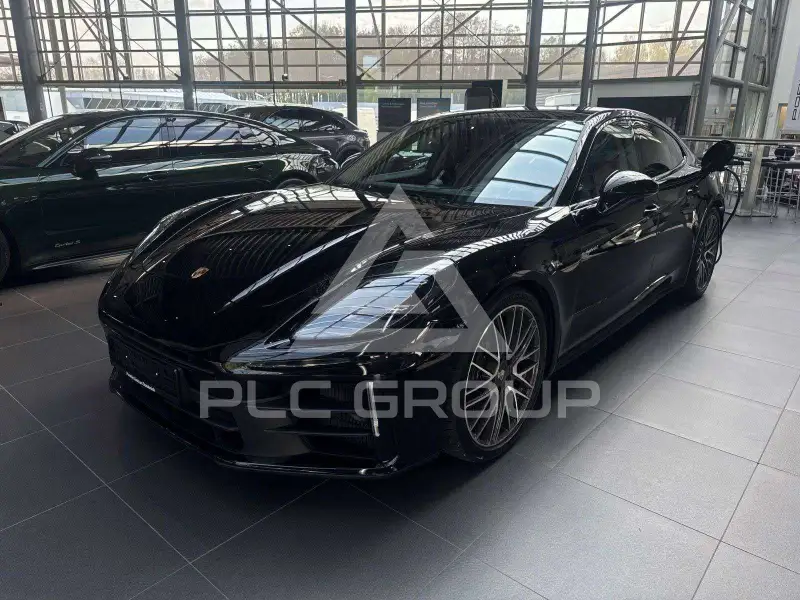 2026 Porsche Panamera