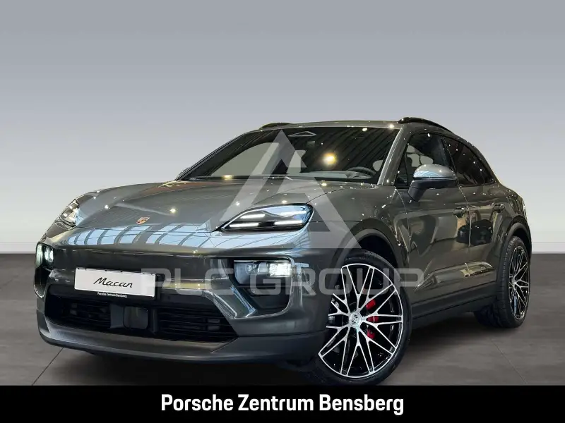 2026 Porsche MACAN