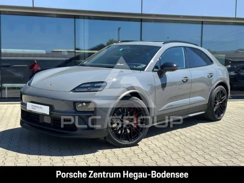 2026 Porsche MACAN