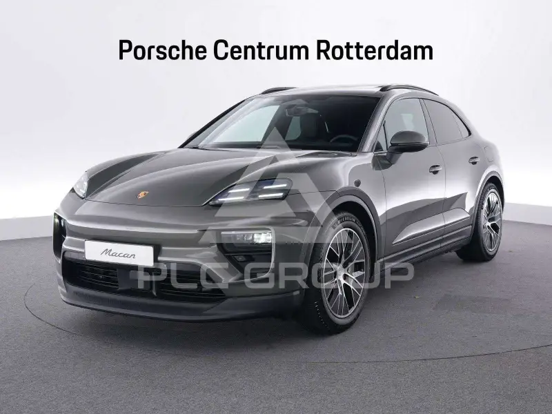 2026 Porsche MACAN