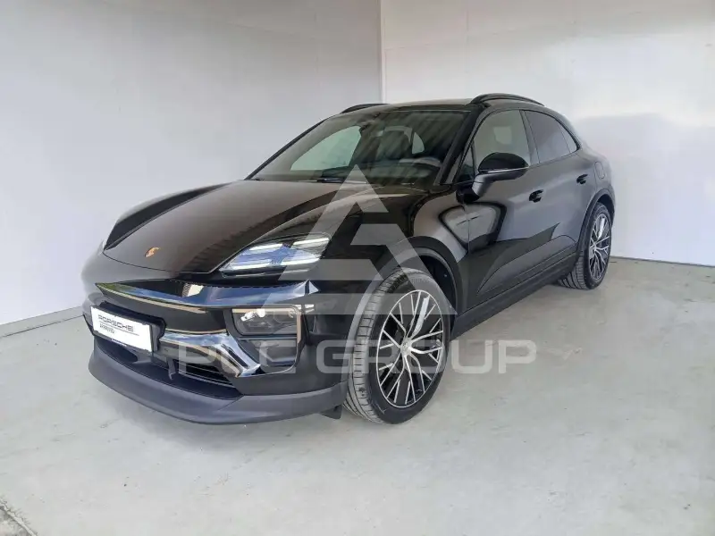 2026 Porsche MACAN