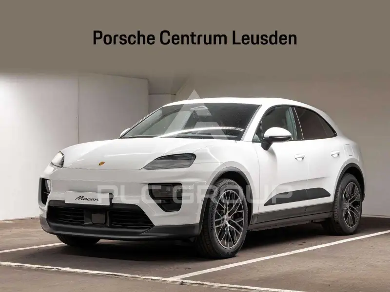 2026 Porsche MACAN