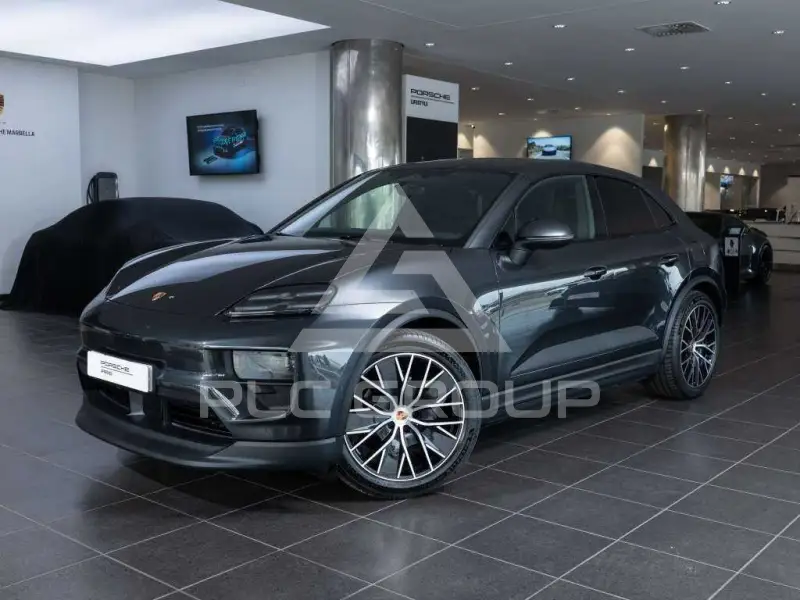 2026 Porsche MACAN