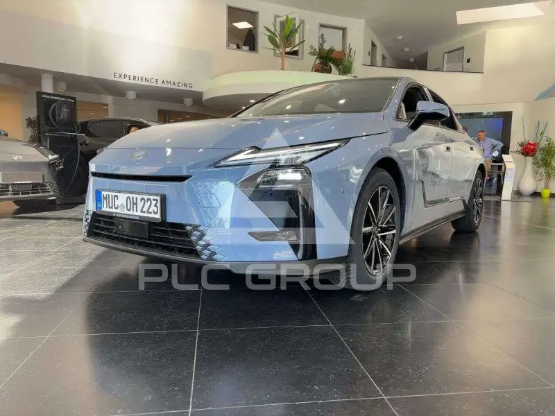 2026 Lexus ES300