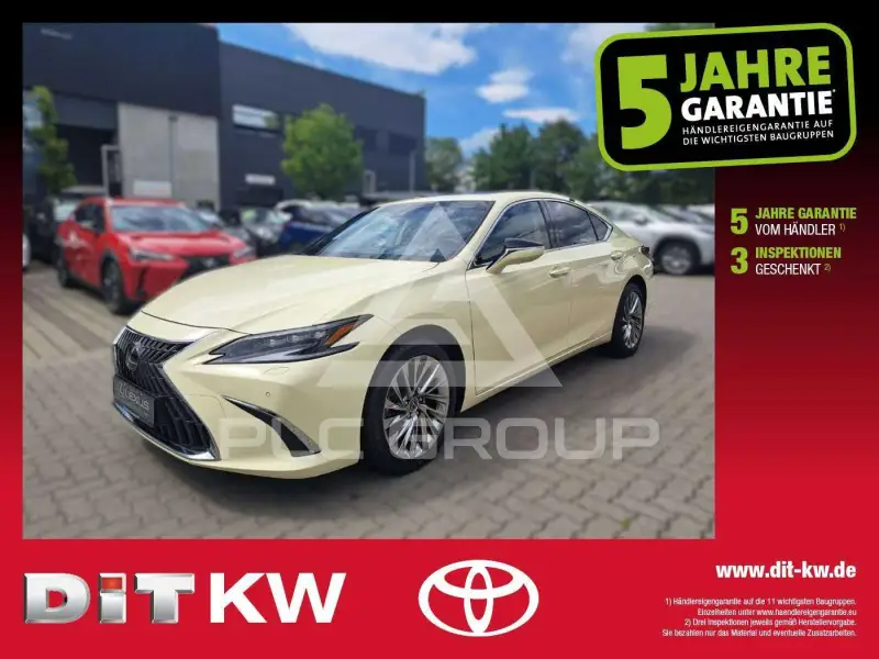 2026 Lexus ES300