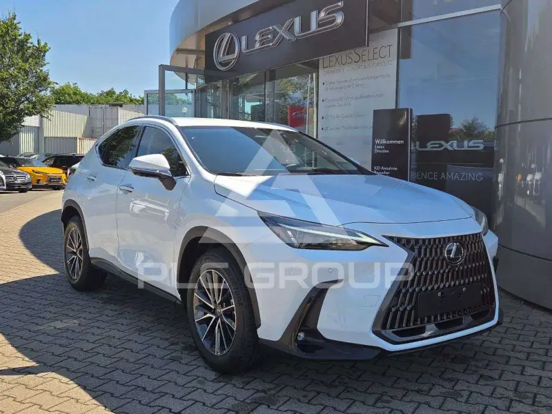 2026 Lexus NX450