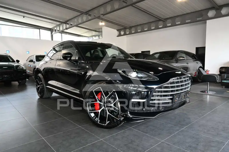 2026 Aston Martin DBX