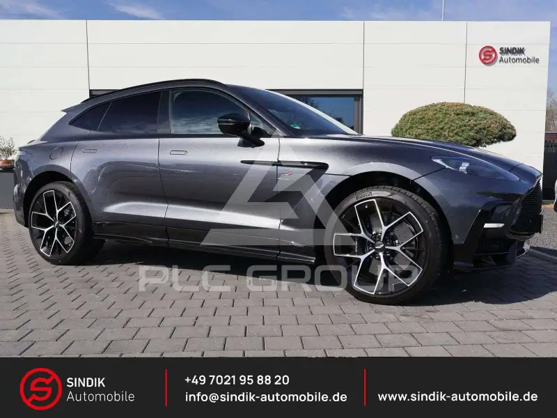 2026 Aston Martin DBX