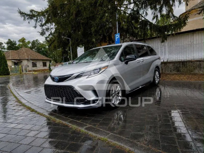 2026 Toyota SIENNA
