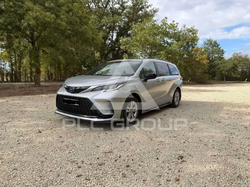 2026 Toyota SIENNA