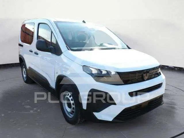 2026 Peugeot Rifter
