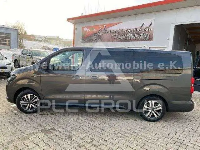 2026 Peugeot Traveller