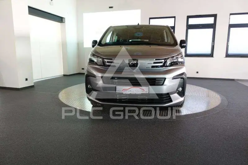 2026 Peugeot Traveller