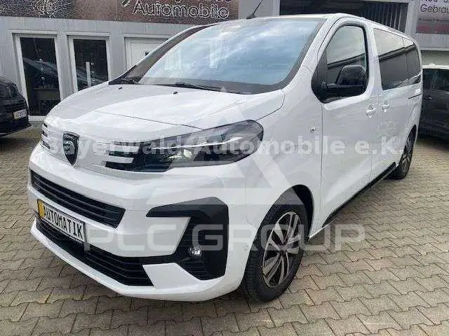 2026 Peugeot Traveller