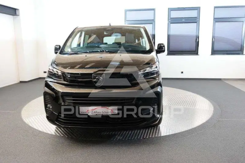 2026 Peugeot Traveller