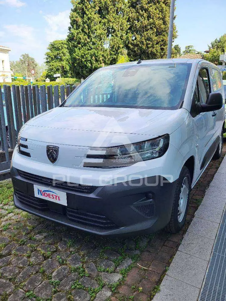 2026 Peugeot Partner