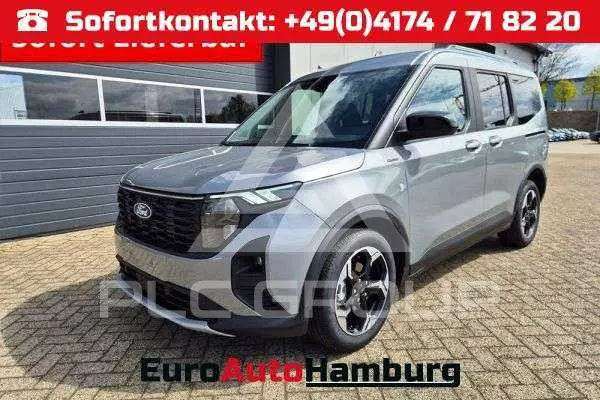 2026 Ford Tourneo