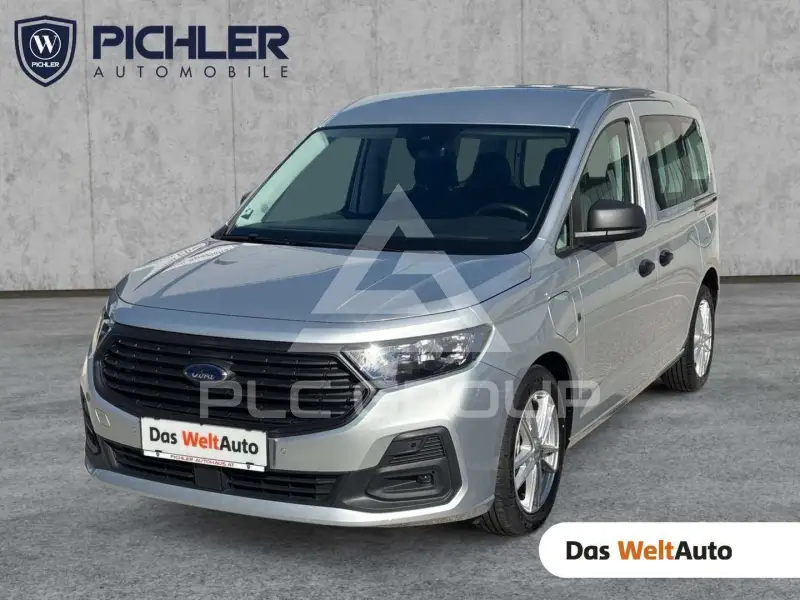 2026 Ford Tourneo