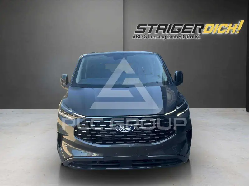 2026 Ford Tourneo