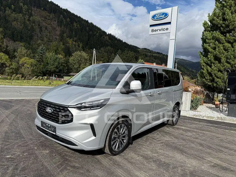 2026 Ford Tourneo