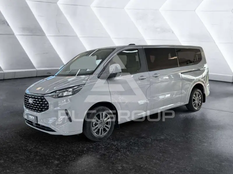 2026 Ford Tourneo