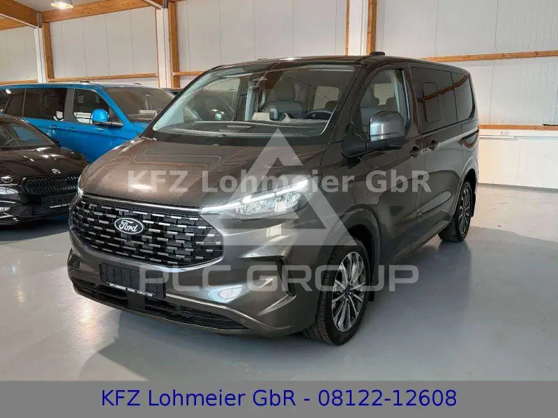 2026 Ford Tourneo