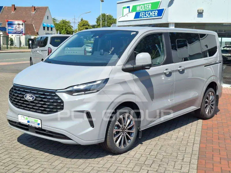 2026 Ford Tourneo