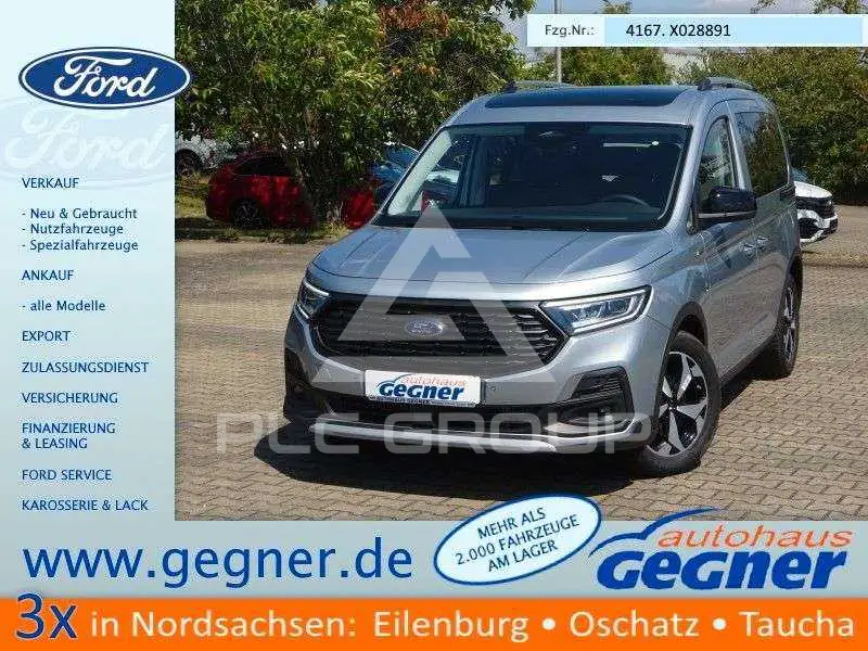 2026 Ford Tourneo