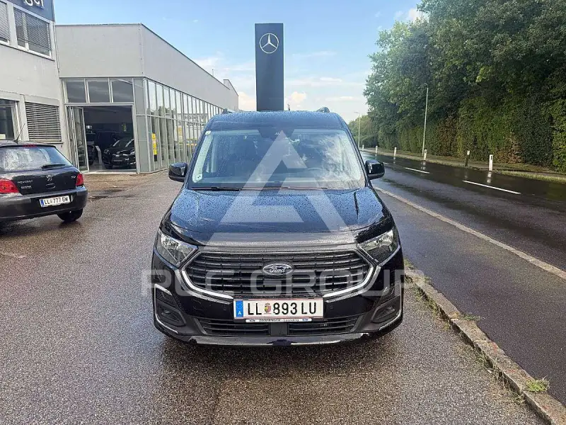2026 Ford Tourneo